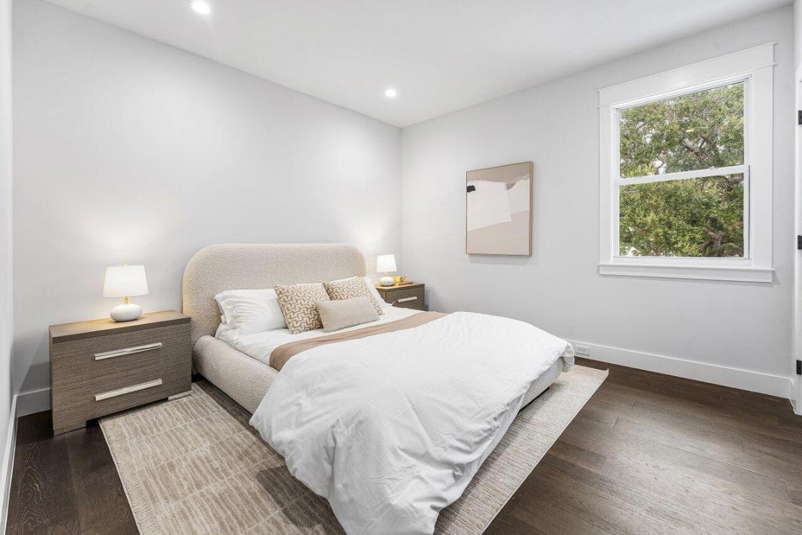 11823 Lake Shr Palm Beach Gardens, FL 33408