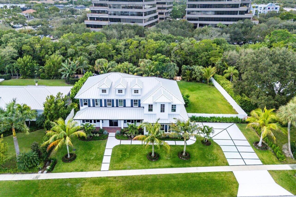 11823 Lake Shr Palm Beach Gardens, FL 33408