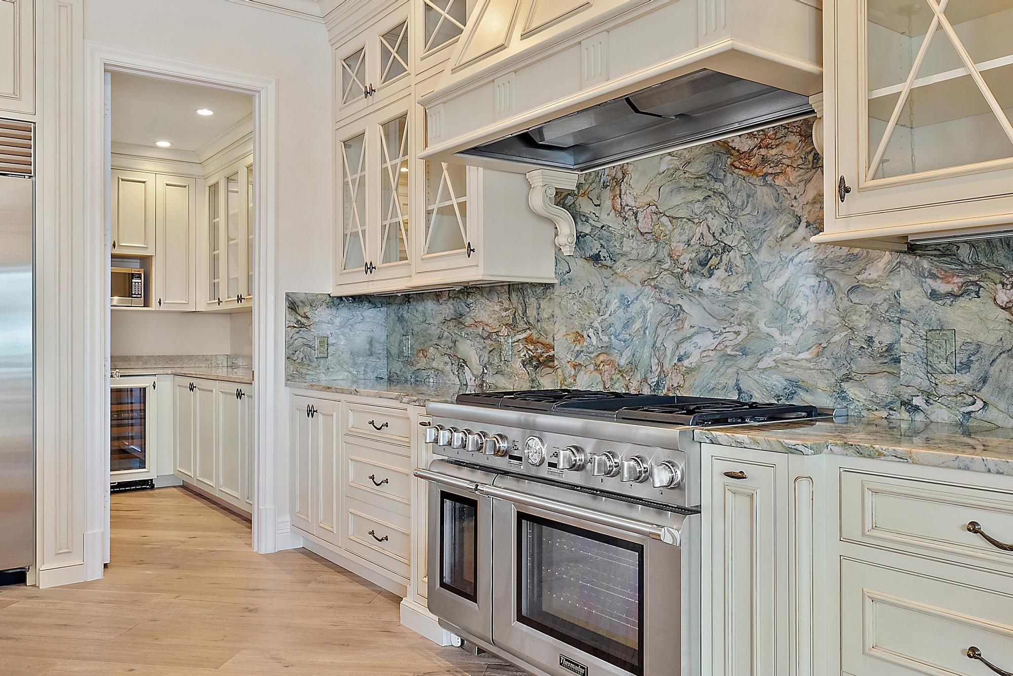 712 Ocean Dr Juno Beach, FL 33408