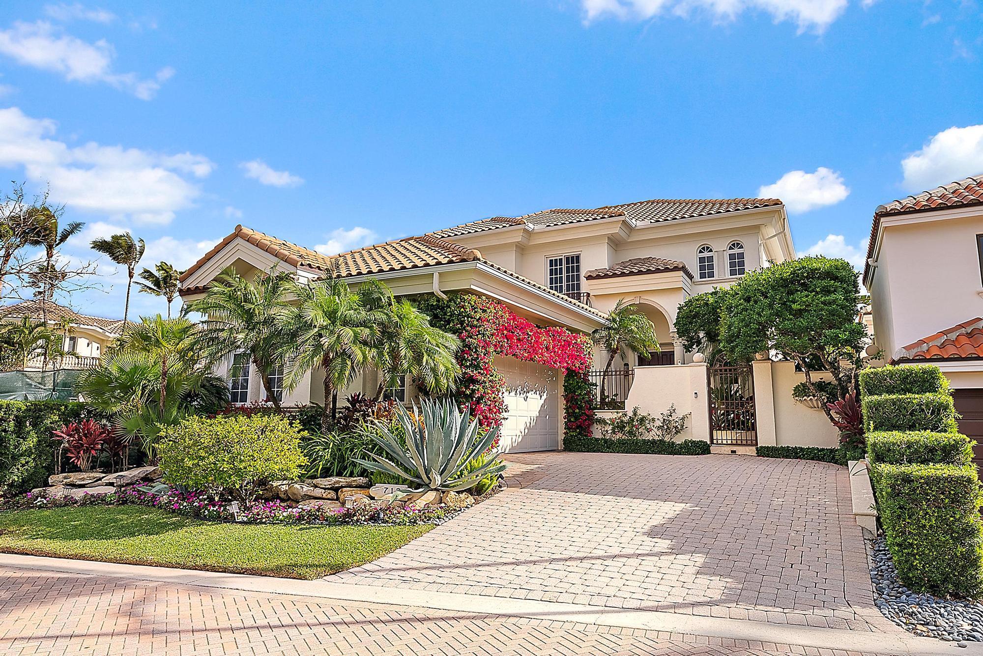 712 Ocean Dr Juno Beach, FL 33408