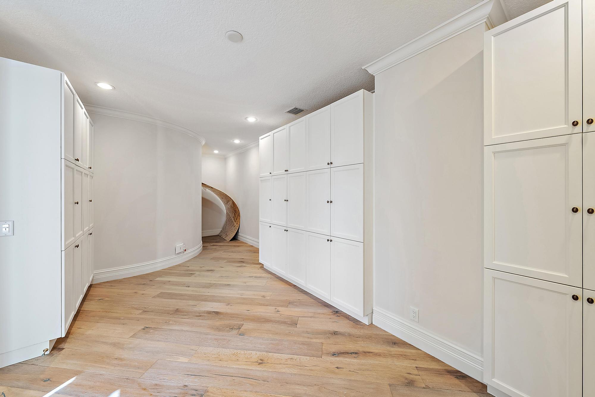 712 Ocean Dr Juno Beach, FL 33408