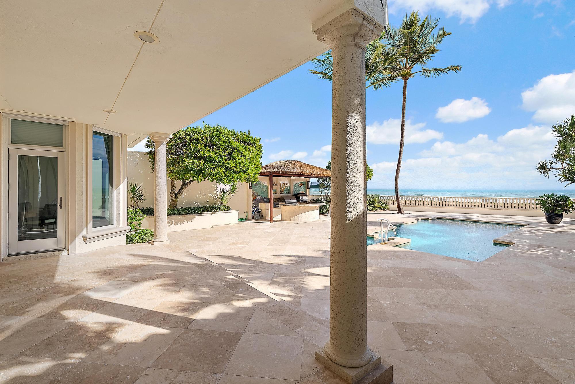 712 Ocean Dr Juno Beach, FL 33408