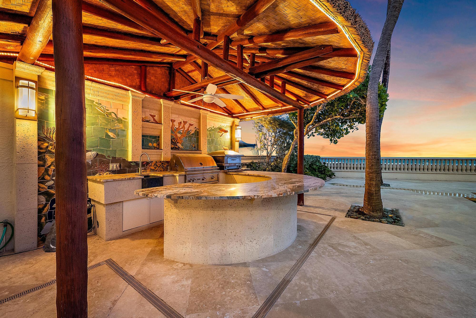 712 Ocean Dr Juno Beach, FL 33408