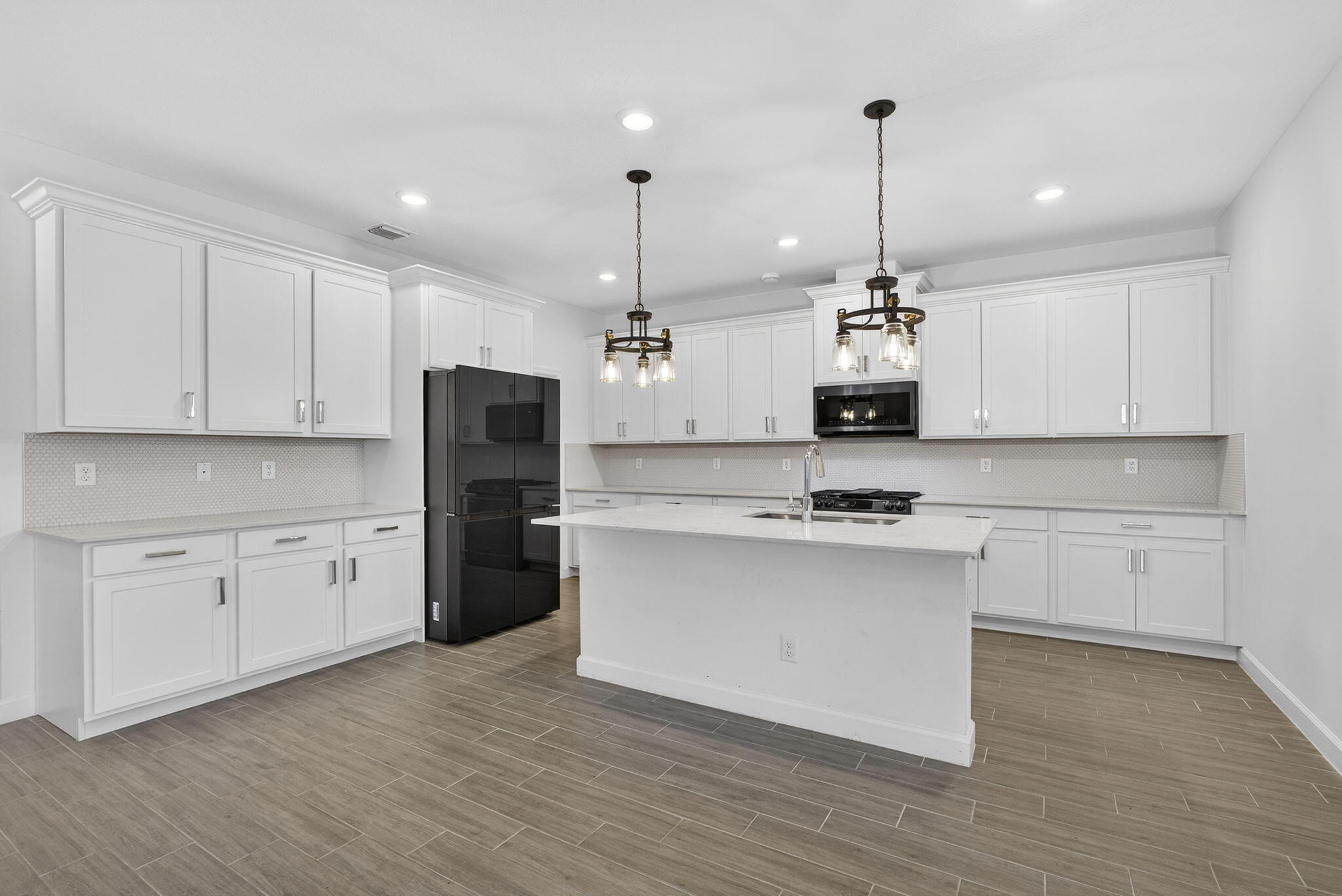 1322 Tangled Orchard