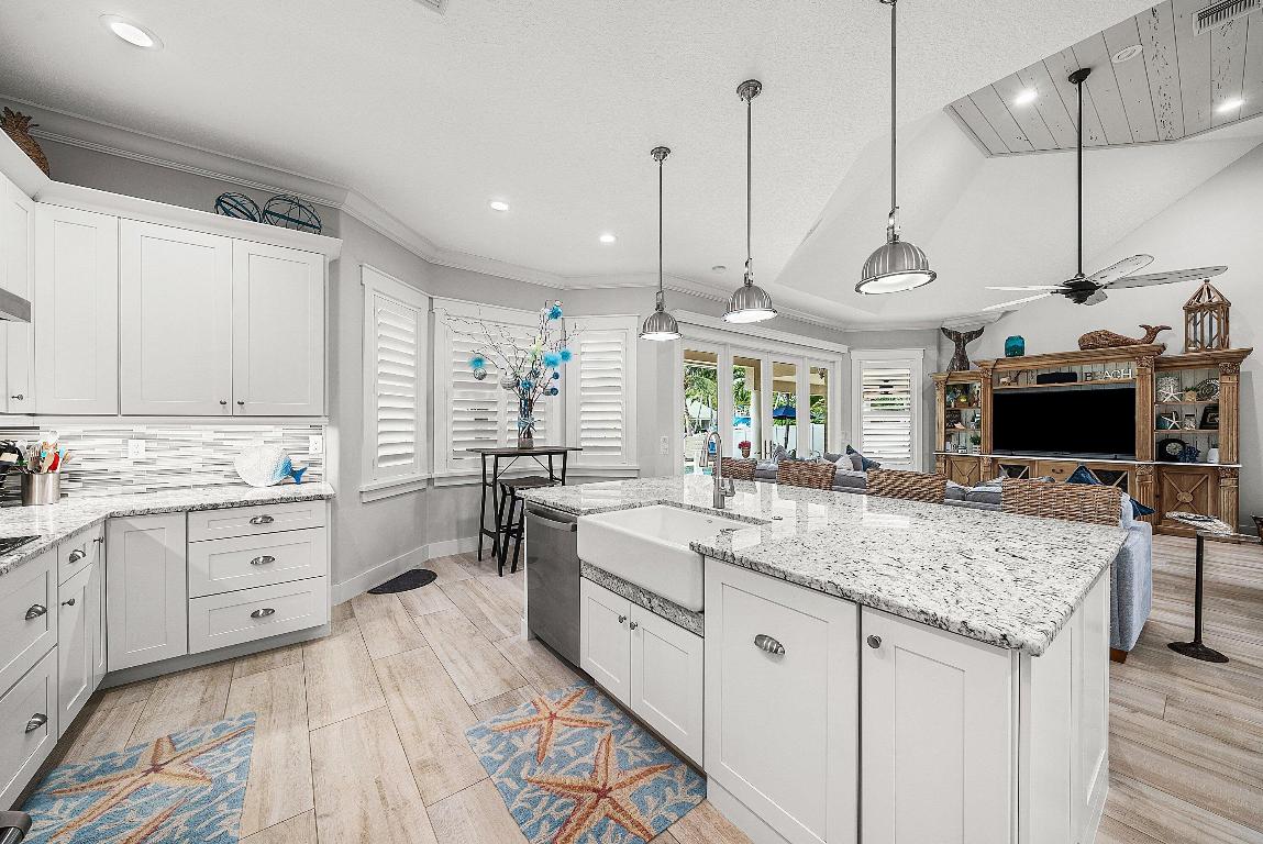 906 Dolphin Jupiter, FL 33458