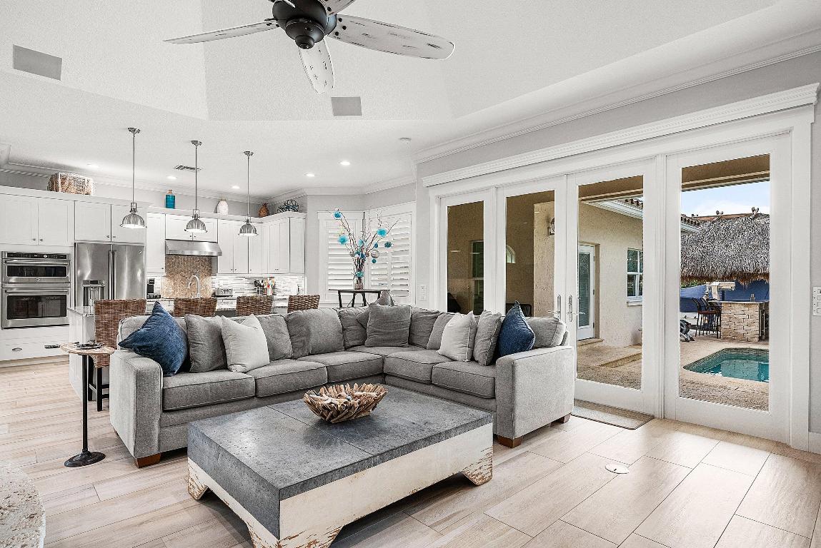 906 Dolphin Jupiter, FL 33458