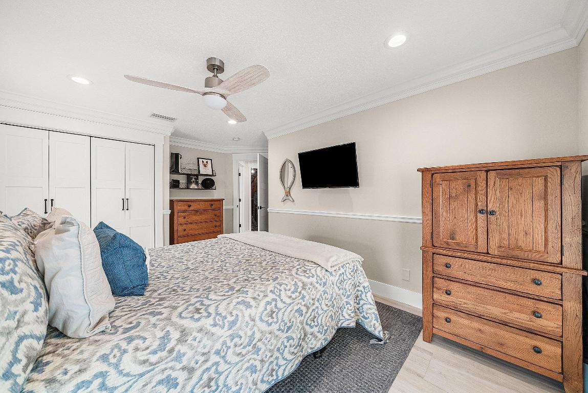 906 Dolphin Jupiter, FL 33458