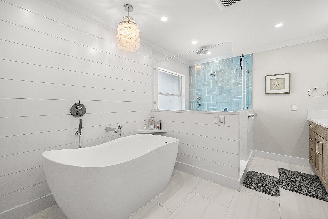 906 Dolphin Jupiter, FL 33458