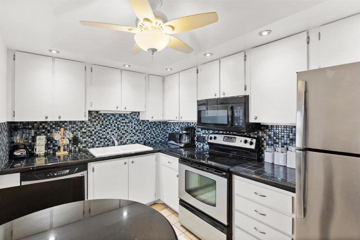 225 Beach Rd #303 Tequesta, FL 33469