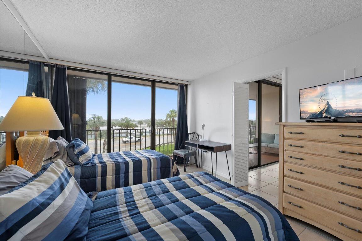 225 Beach Rd #303 Tequesta, FL 33469