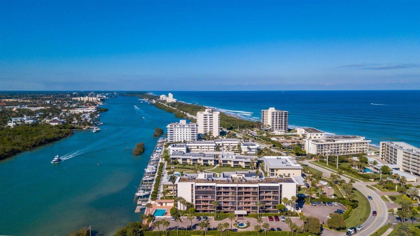 225 Beach Rd #303 Tequesta, FL 33469