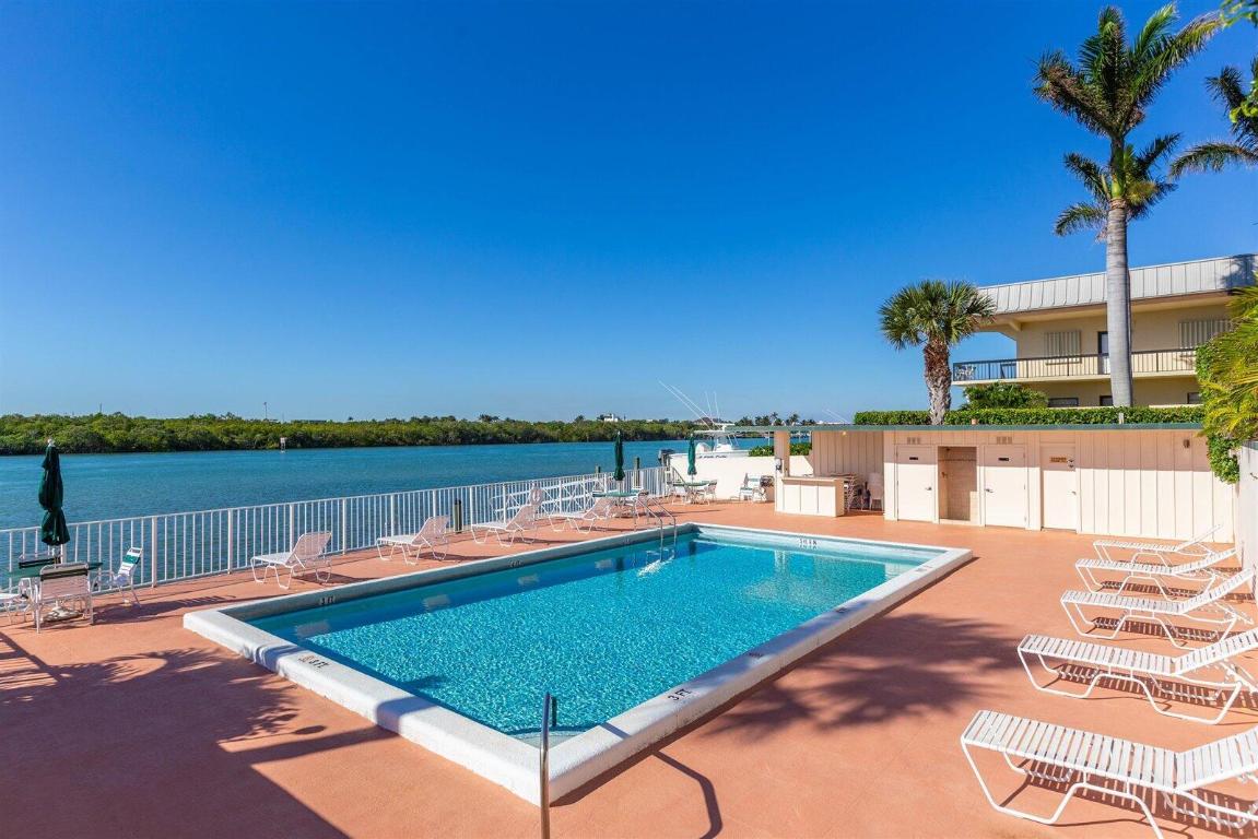 225 Beach Rd #303 Tequesta, FL 33469