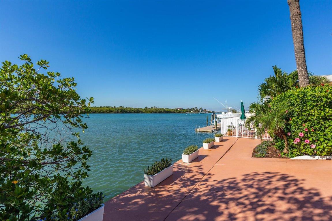 225 Beach Rd #303 Tequesta, FL 33469