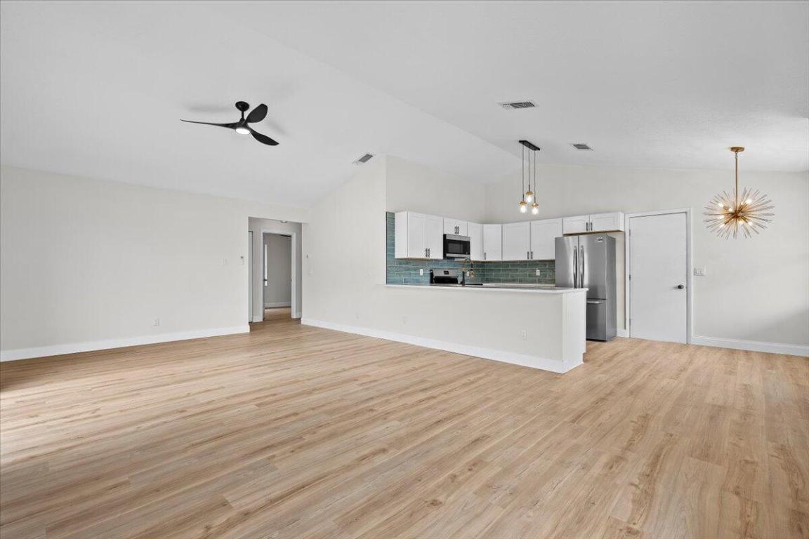 126 Wandering Jupiter, FL 33458