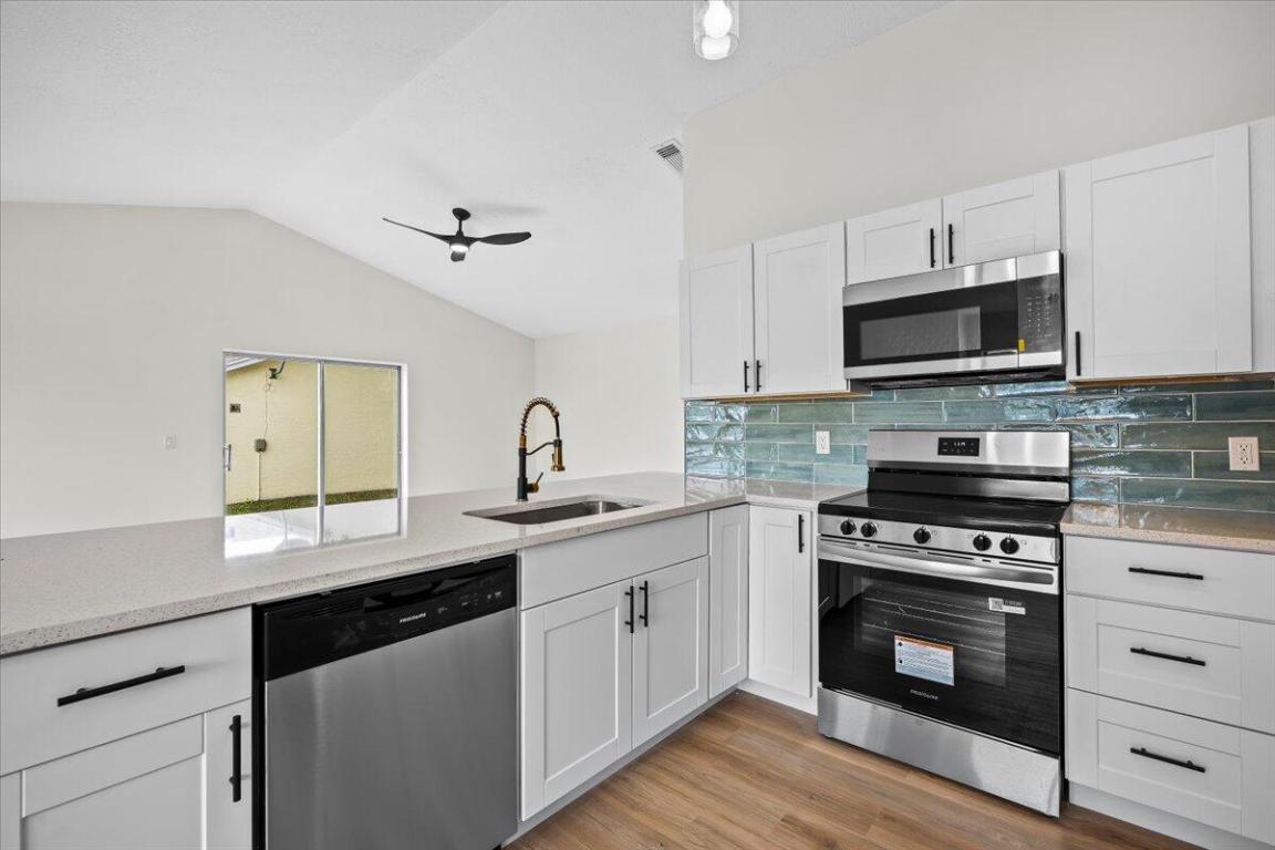 126 Wandering Jupiter, FL 33458