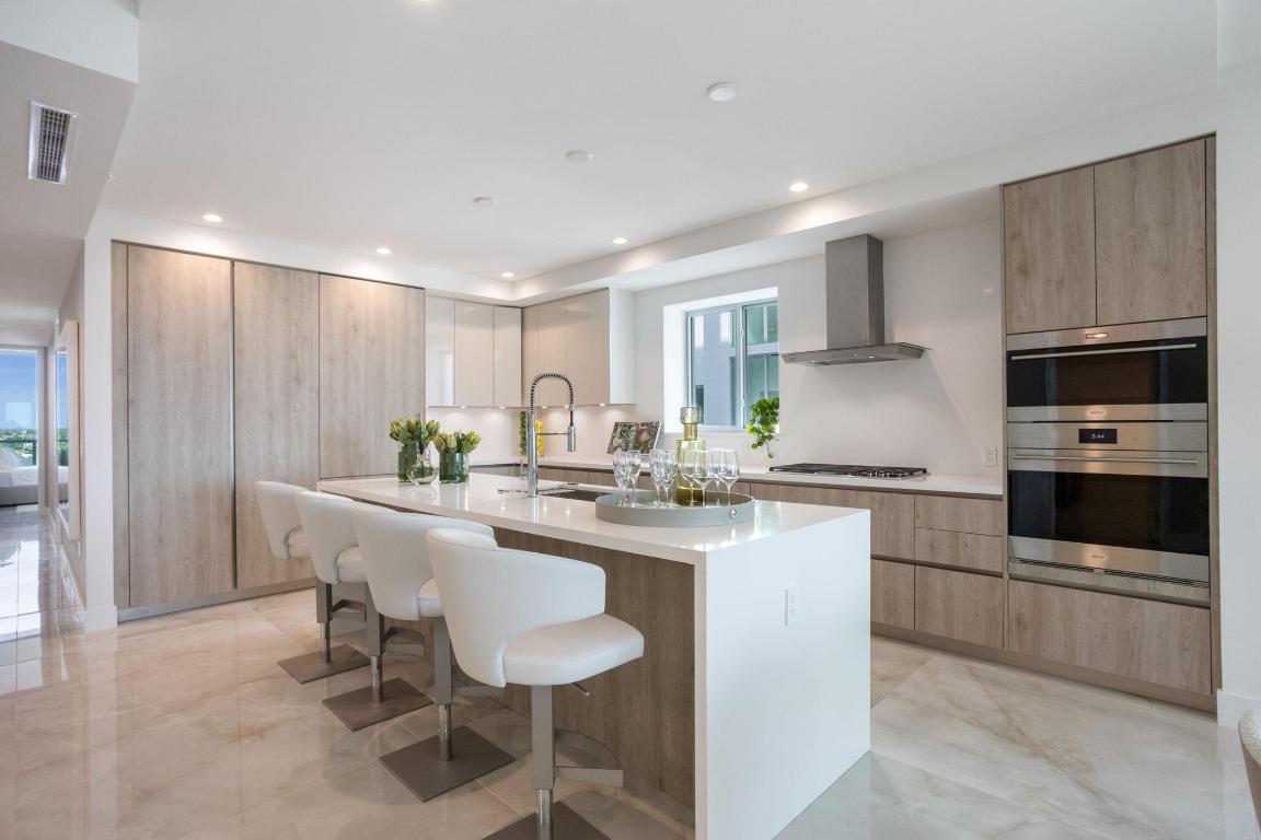 475 E Royal Palm #605 Boca Raton, FL 33432