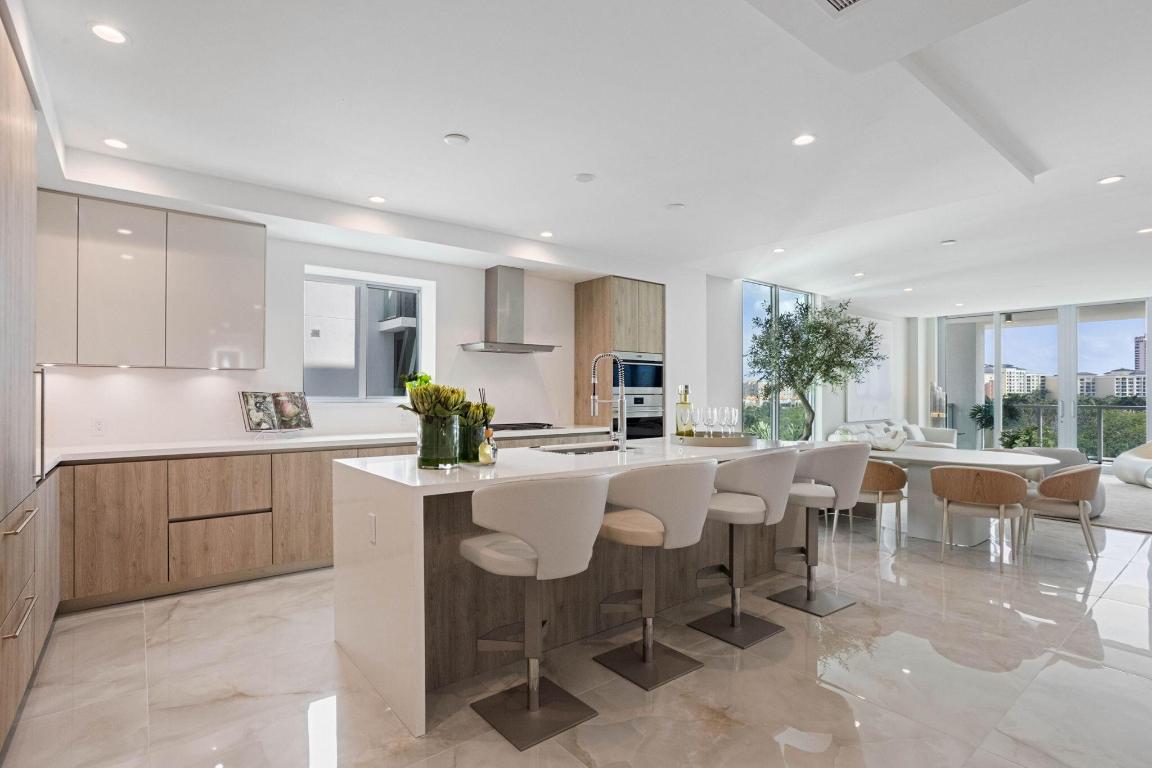 475 E Royal Palm #605 Boca Raton, FL 33432