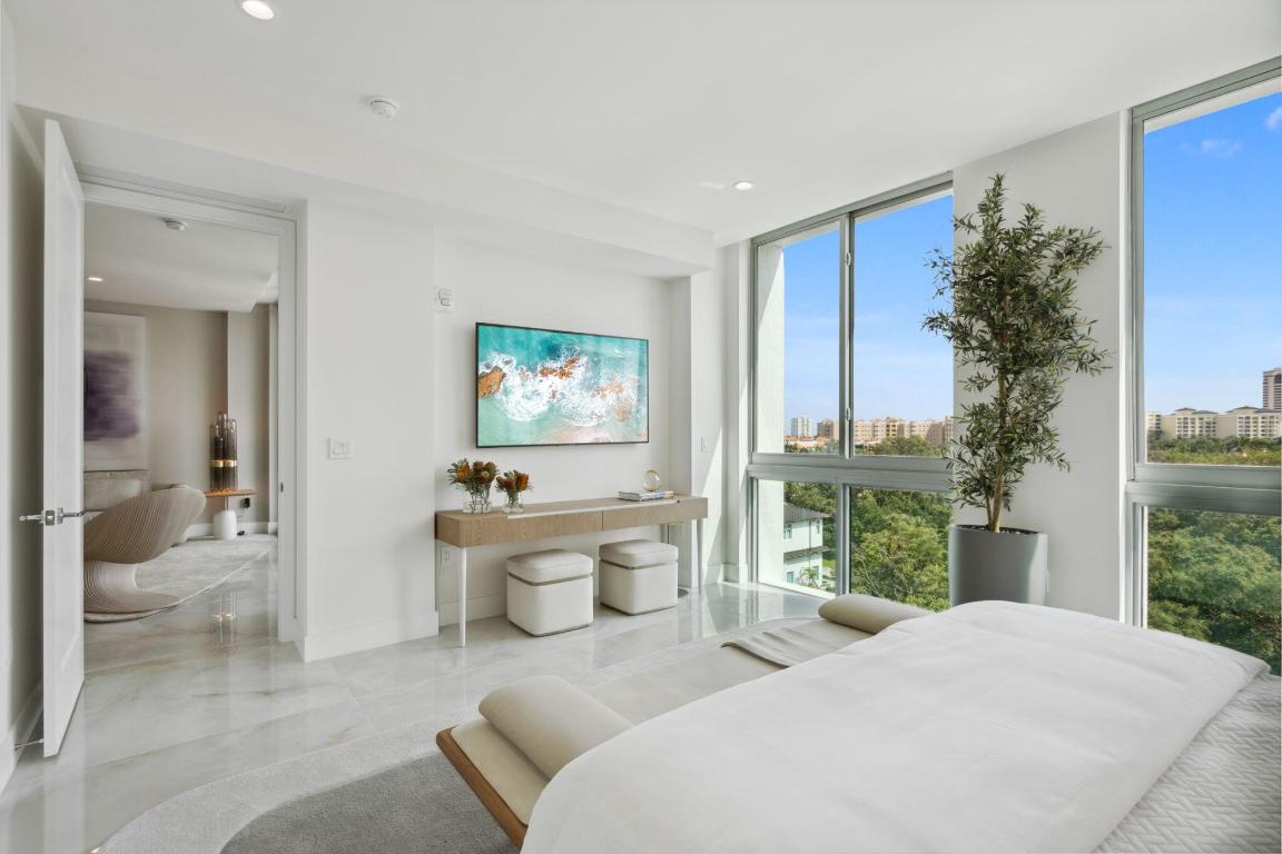 475 E Royal Palm #605 Boca Raton, FL 33432