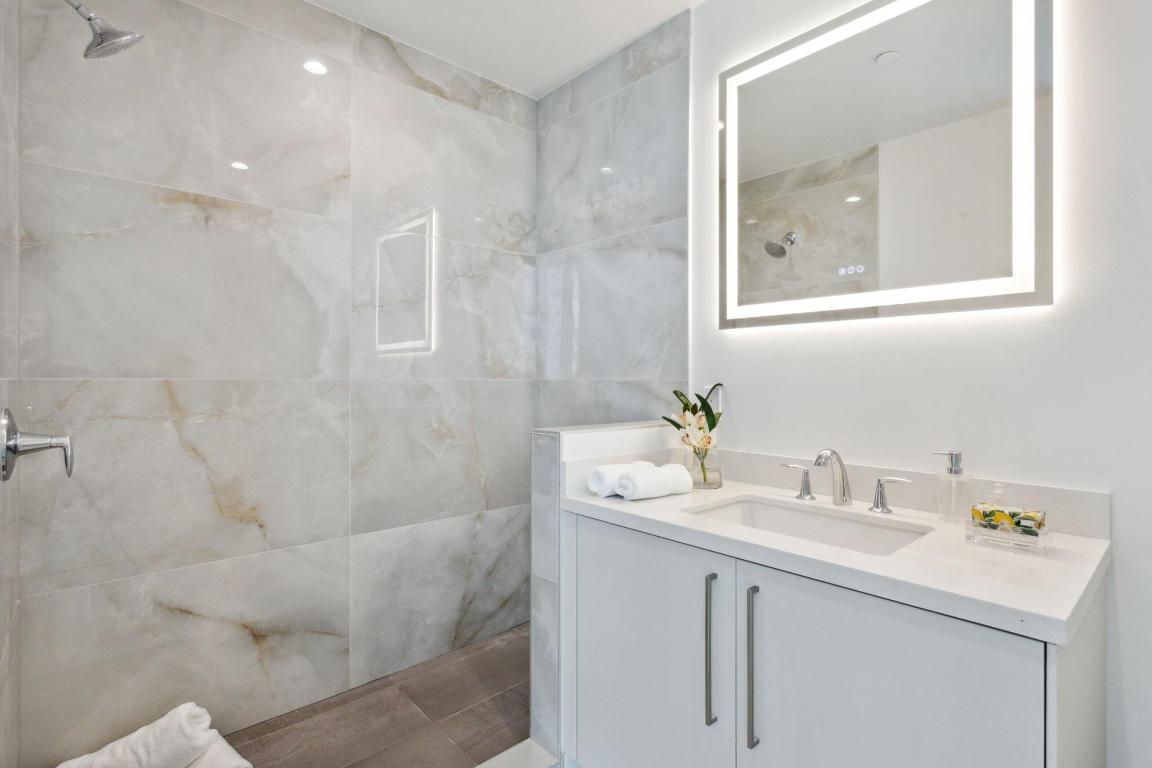 475 E Royal Palm #605 Boca Raton, FL 33432