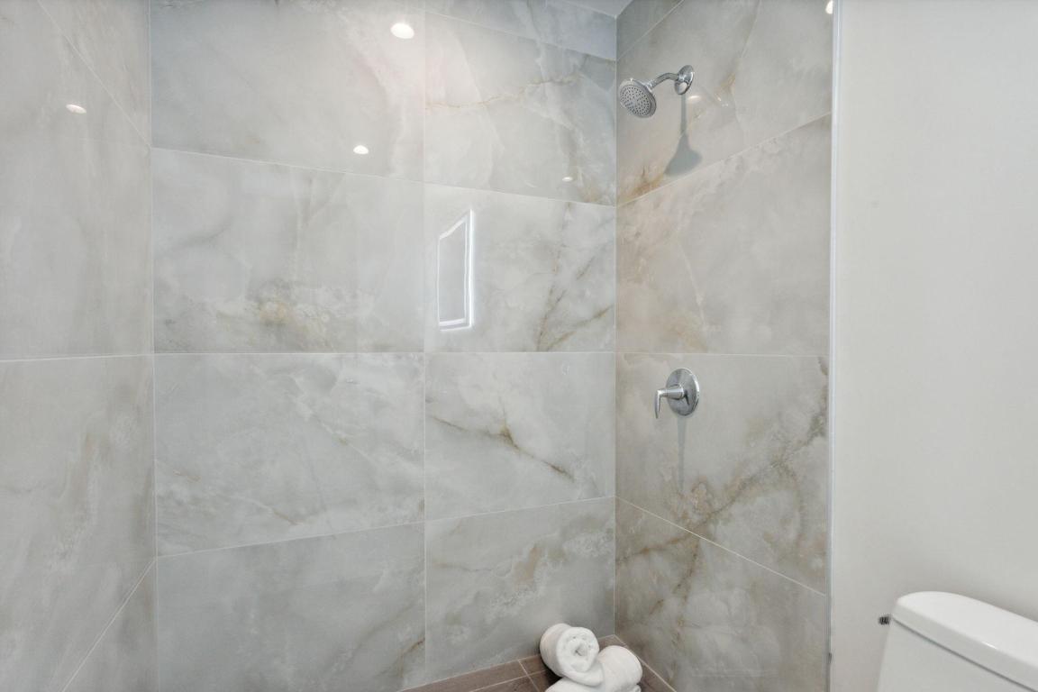 475 E Royal Palm #605 Boca Raton, FL 33432