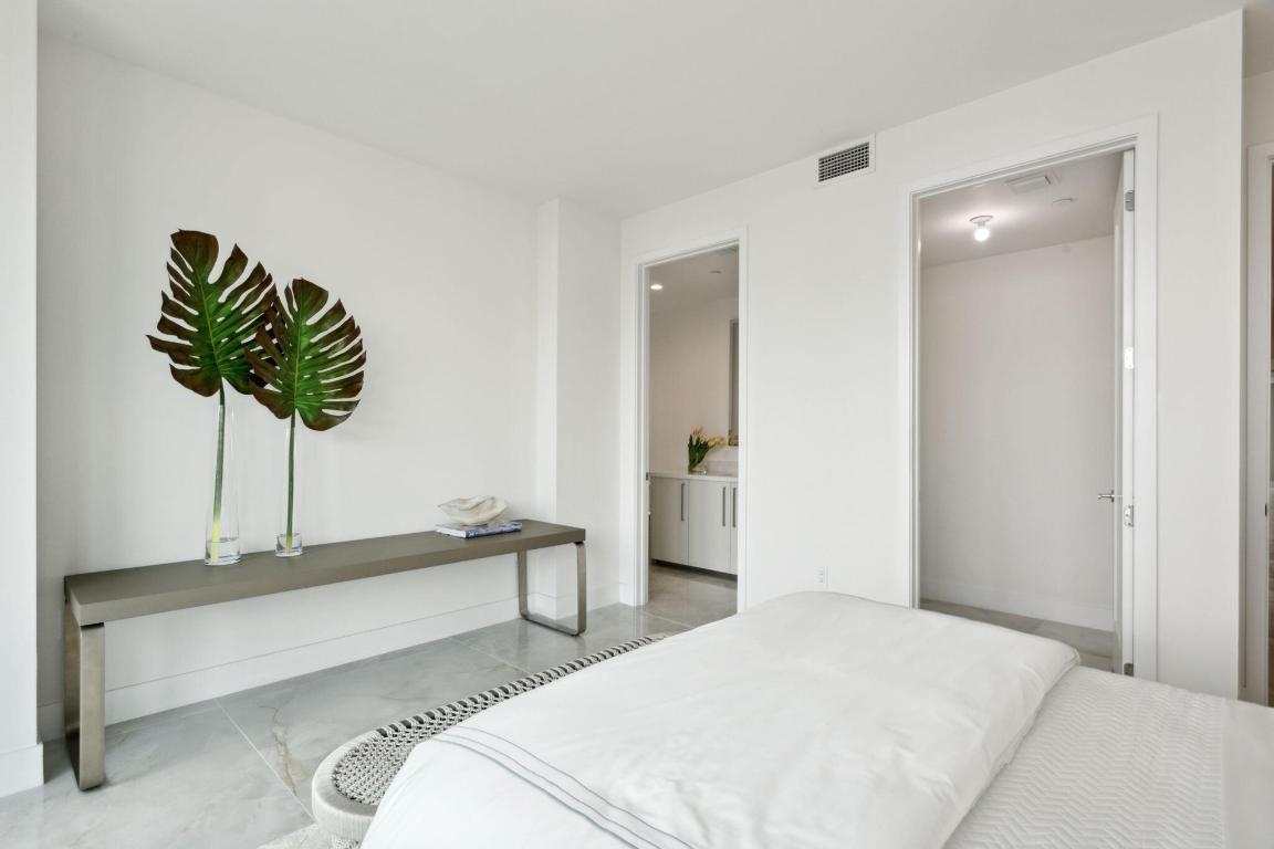 475 E Royal Palm #605 Boca Raton, FL 33432