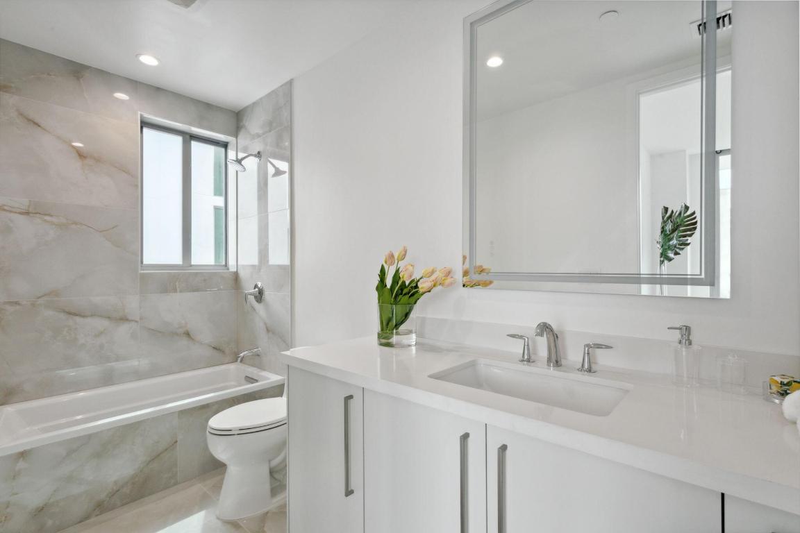 475 E Royal Palm #605 Boca Raton, FL 33432