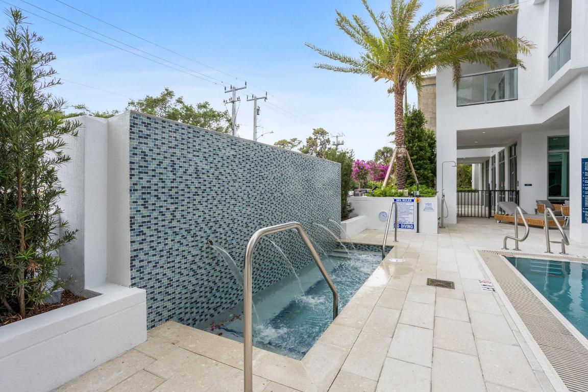 475 E Royal Palm #605 Boca Raton, FL 33432