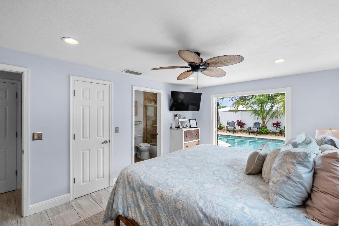 1521 Venus Jupiter, FL 33469