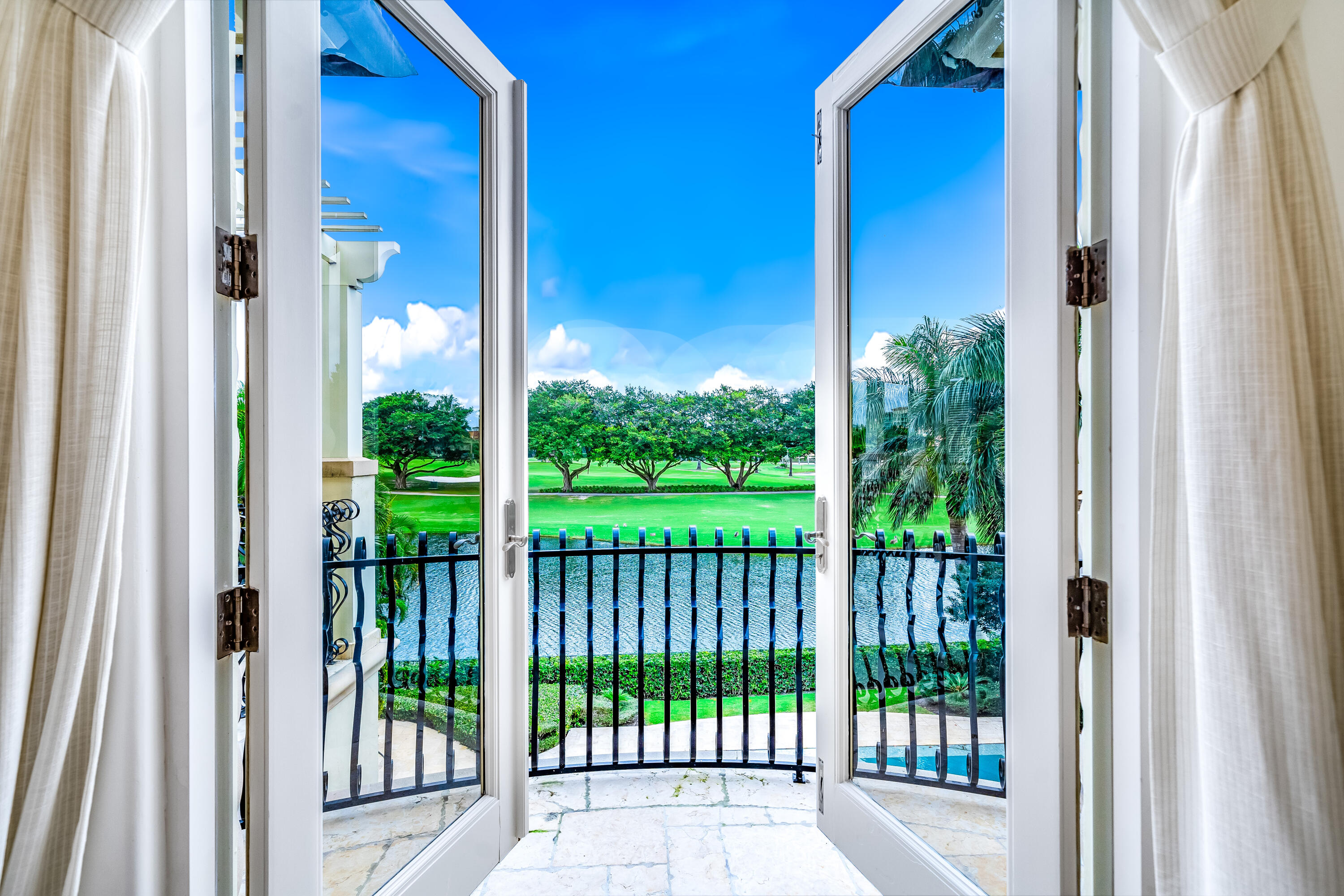 361 Mizner Lk Estates Boca Raton, FL 33432