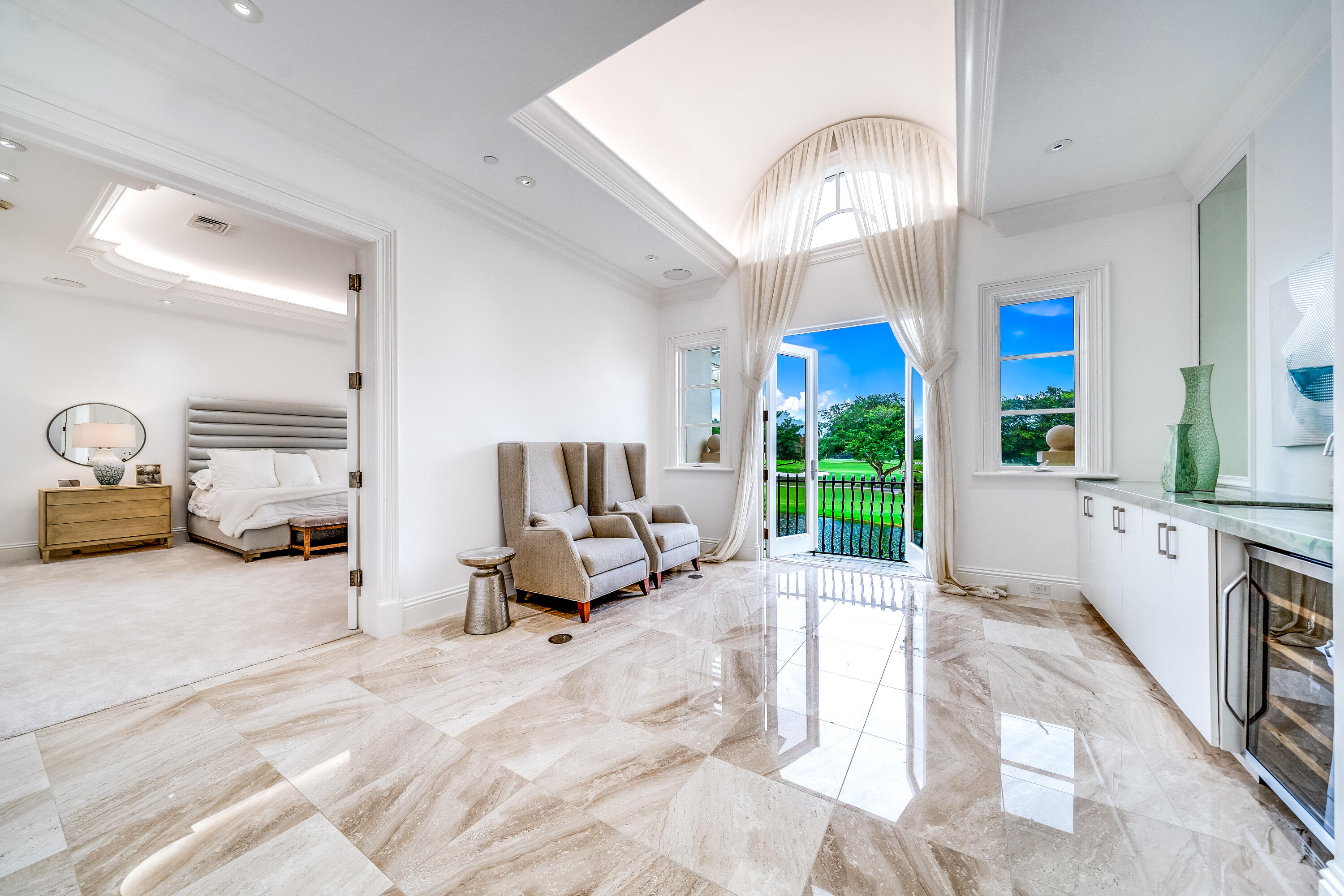 361 Mizner Lk Estates Boca Raton, FL 33432