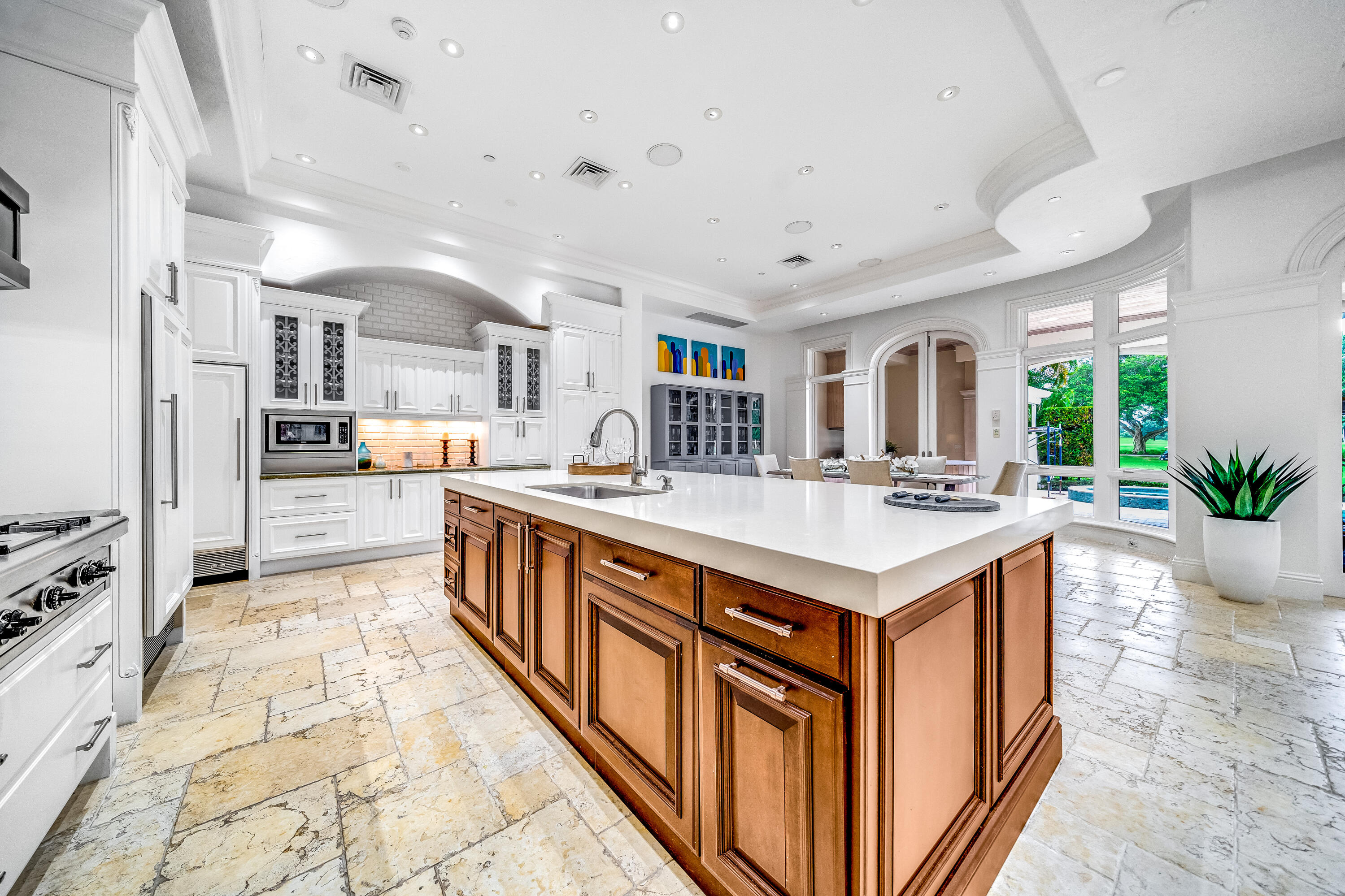 361 Mizner Lk Estates Boca Raton, FL 33432
