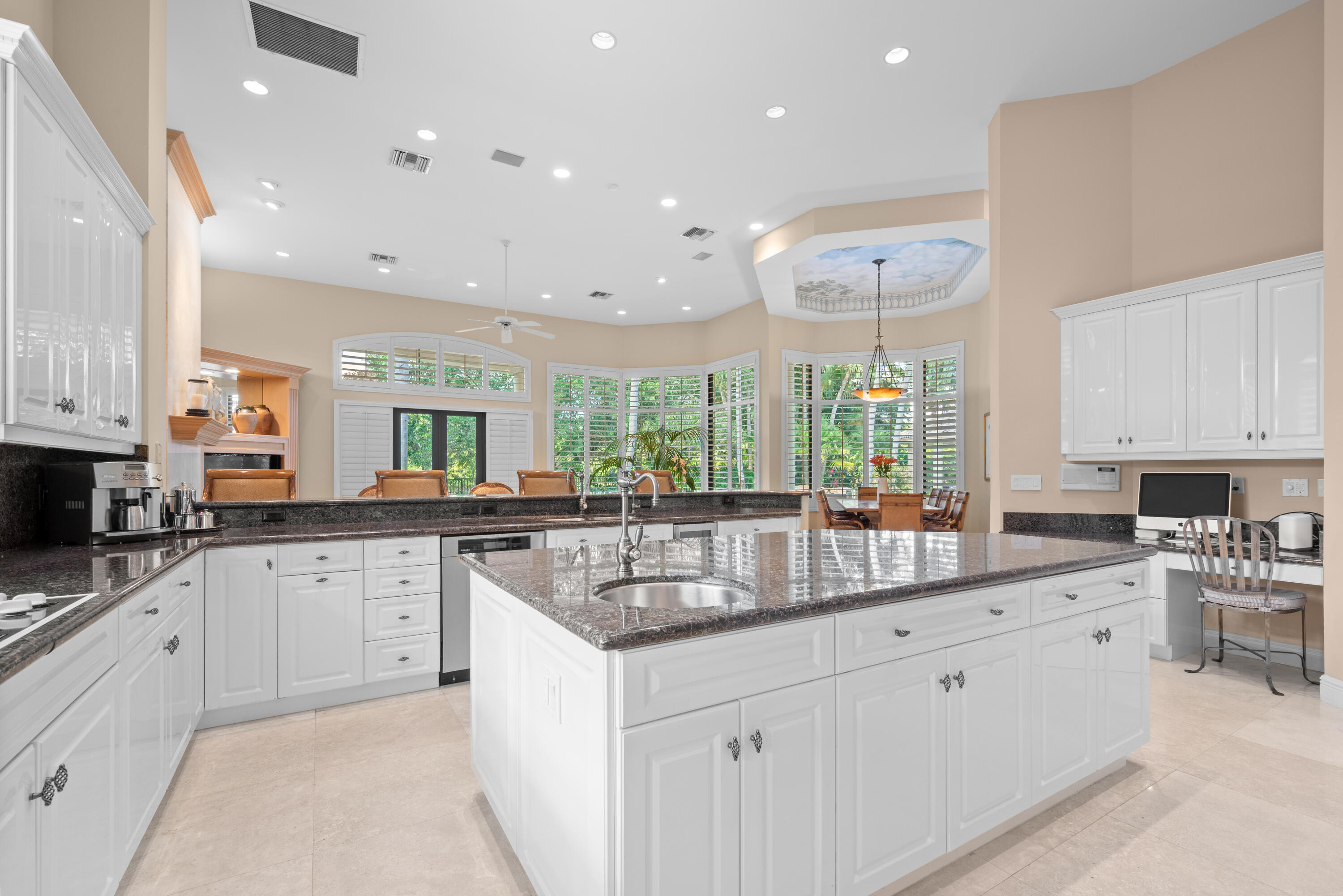 18800 Long Lk Boca Raton, FL 33496