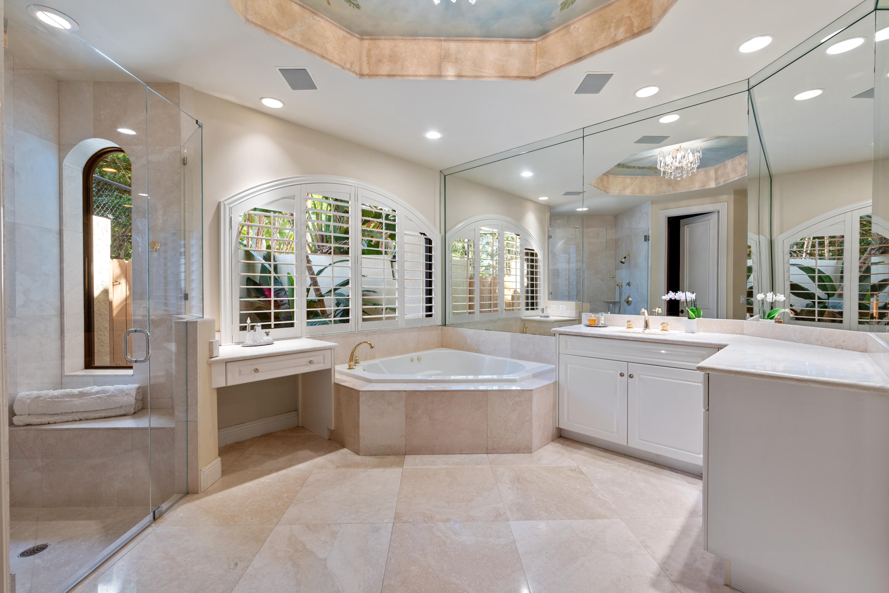 18800 Long Lk Boca Raton, FL 33496