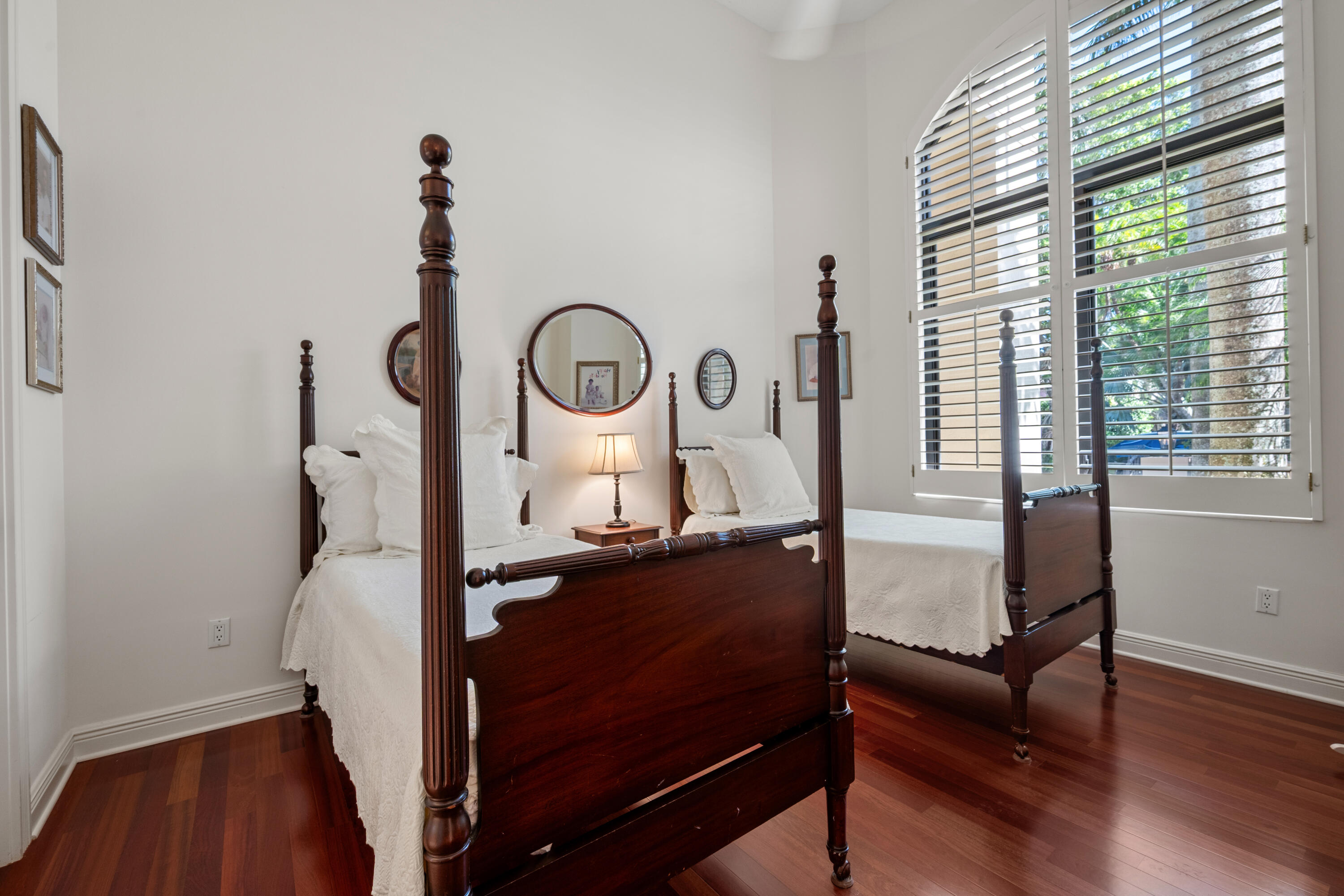 18800 Long Lk Boca Raton, FL 33496