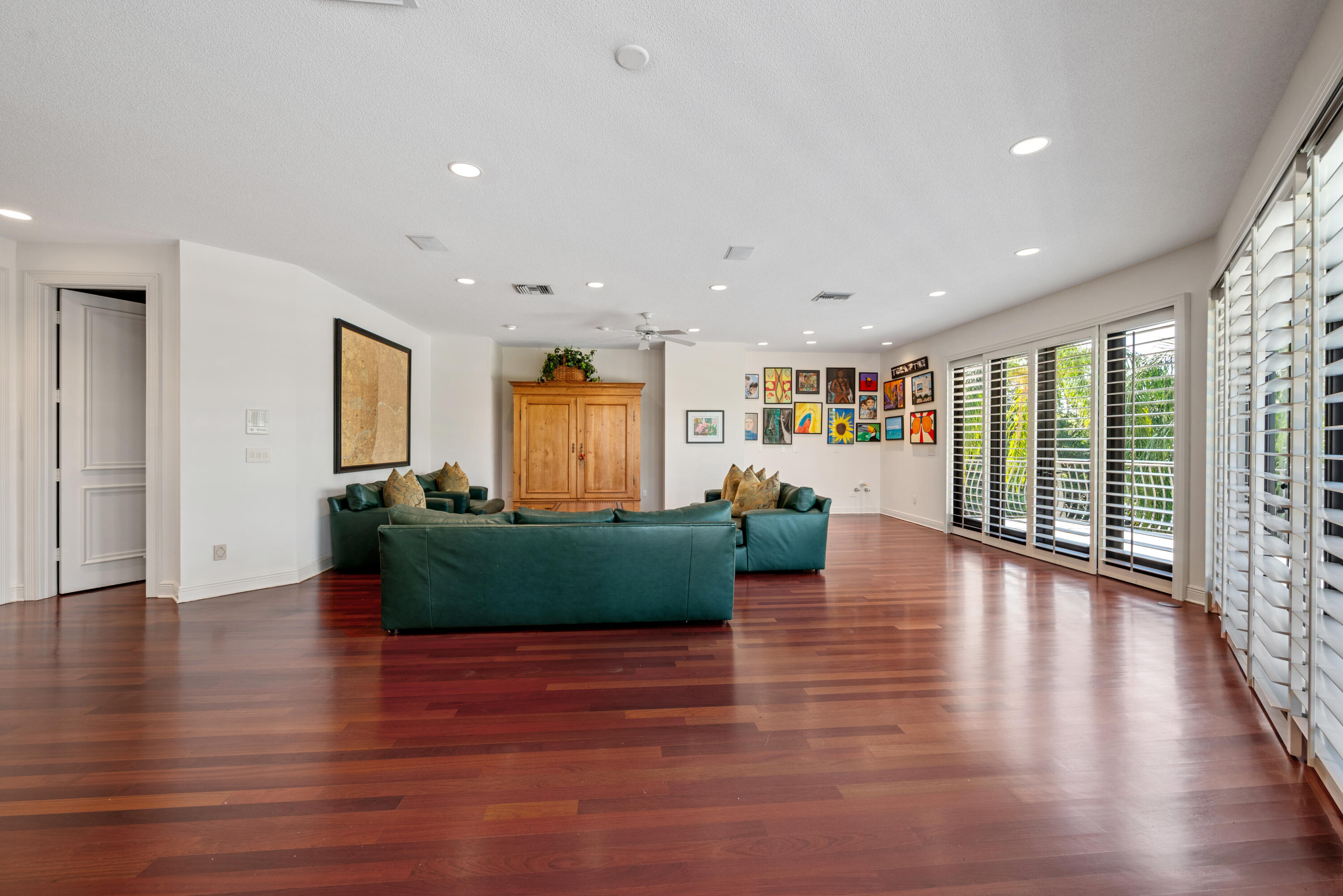 18800 Long Lk Boca Raton, FL 33496