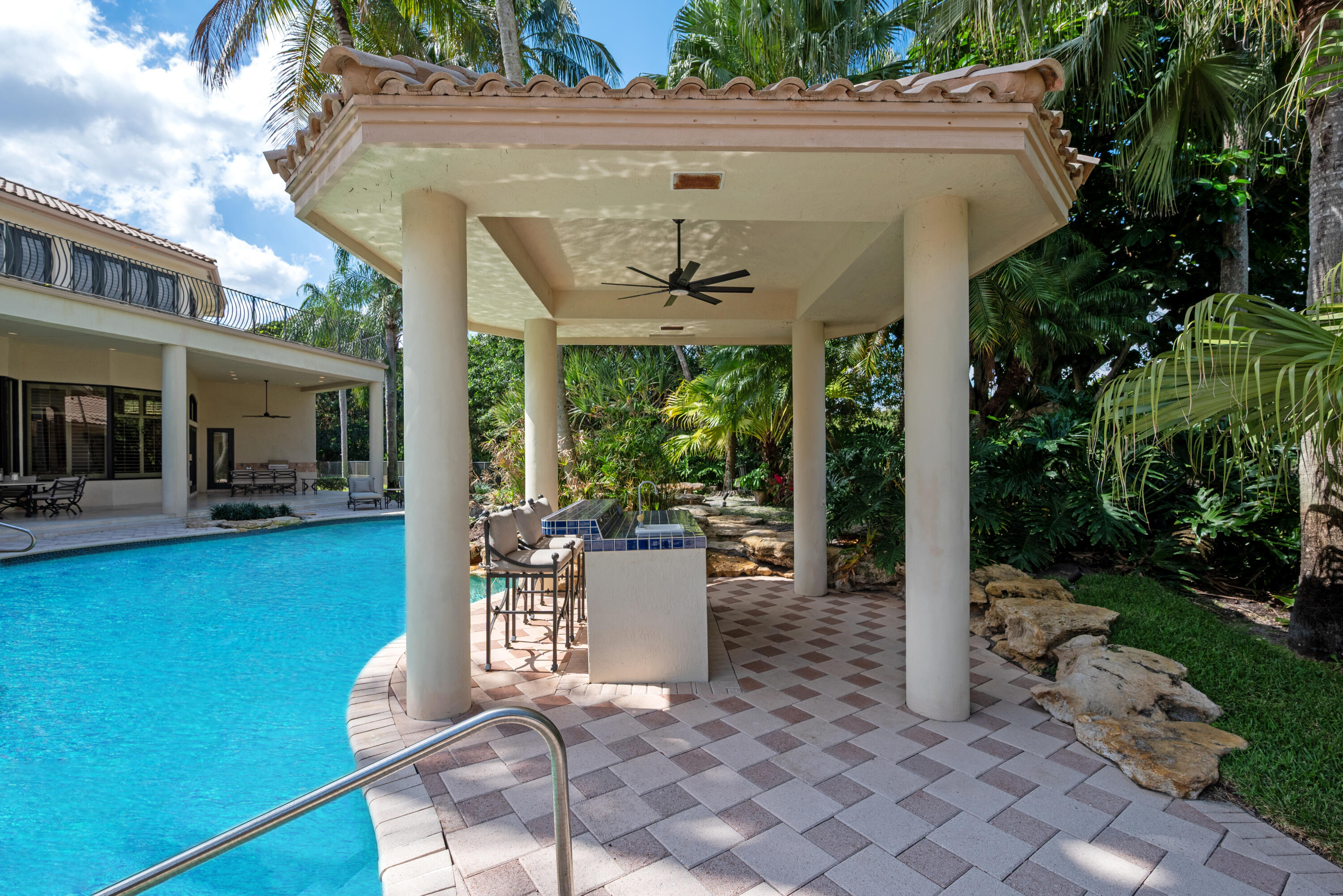 18800 Long Lk Boca Raton, FL 33496