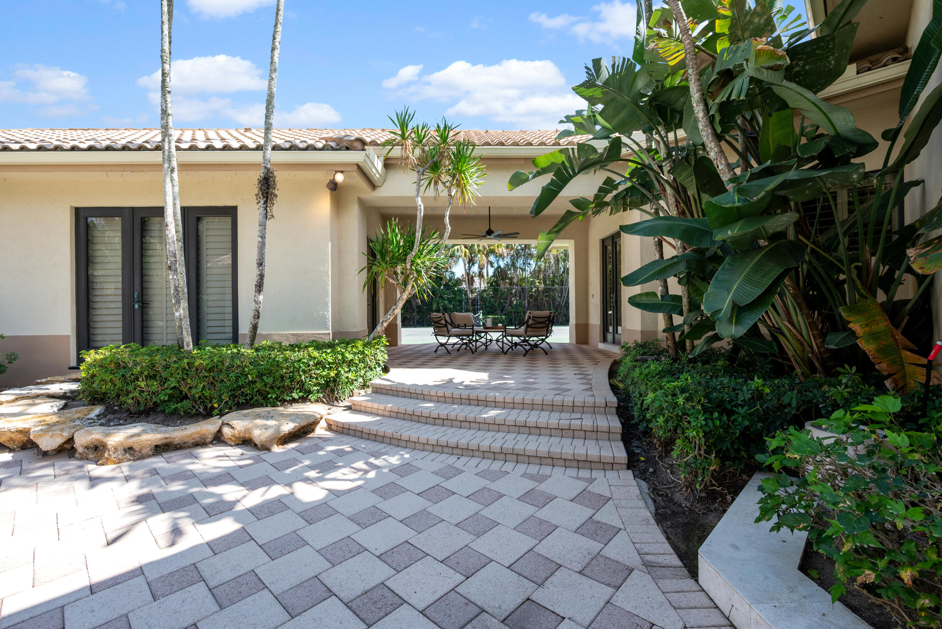 18800 Long Lk Boca Raton, FL 33496