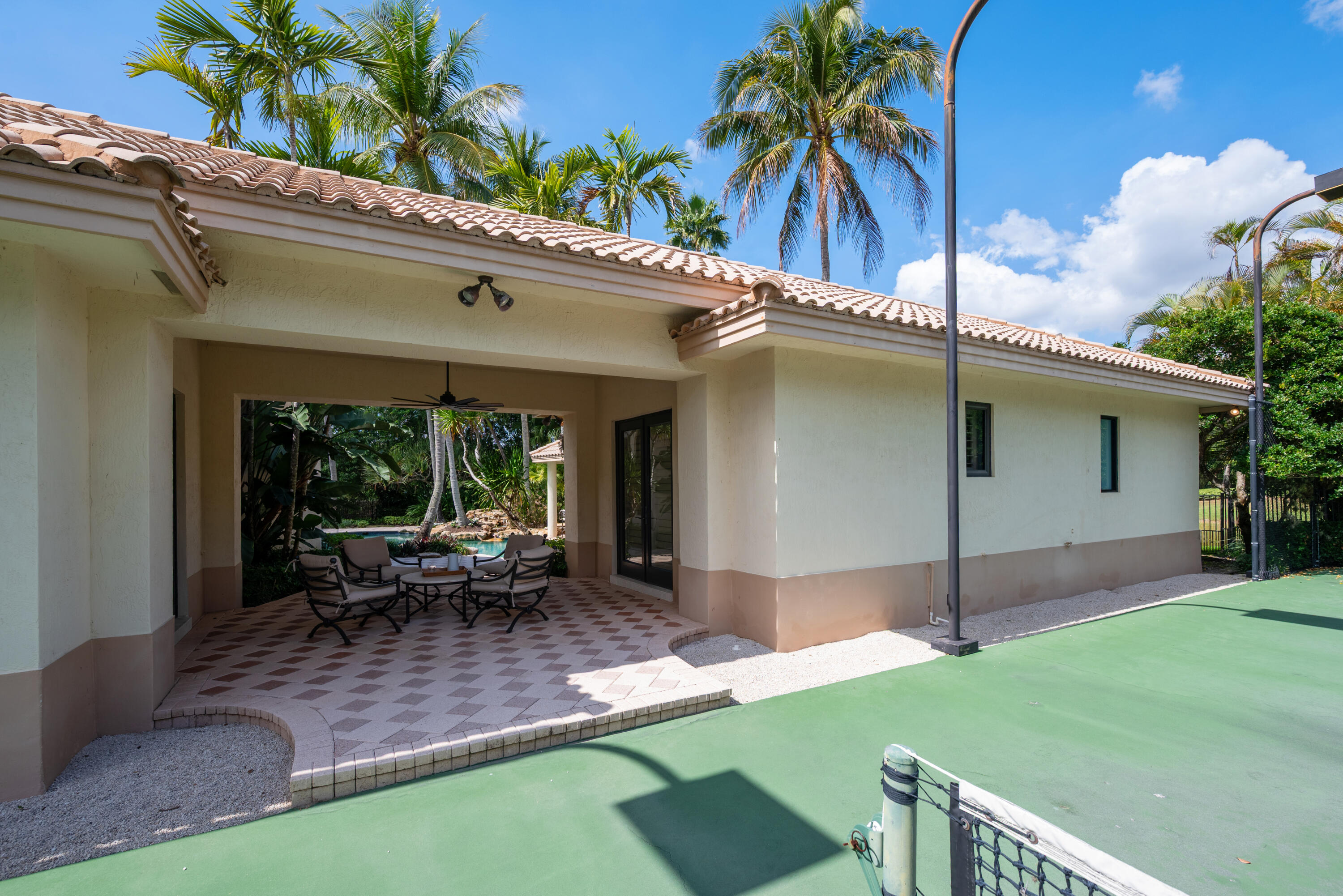 18800 Long Lk Boca Raton, FL 33496