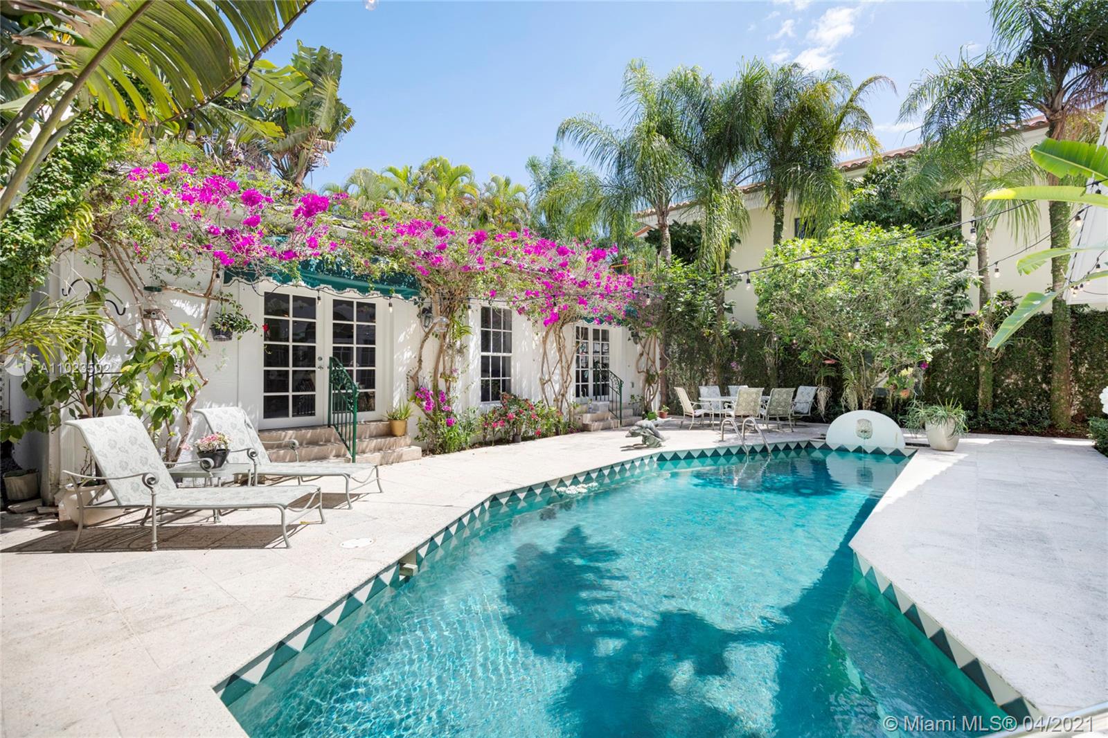 4049 Ensenada Ave Coconut Grove, FL 33133