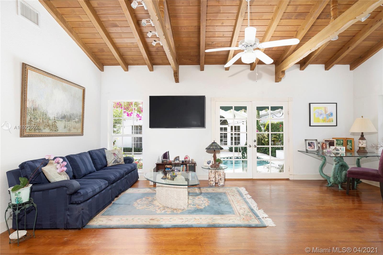 4049 Ensenada Ave Coconut Grove, FL 33133