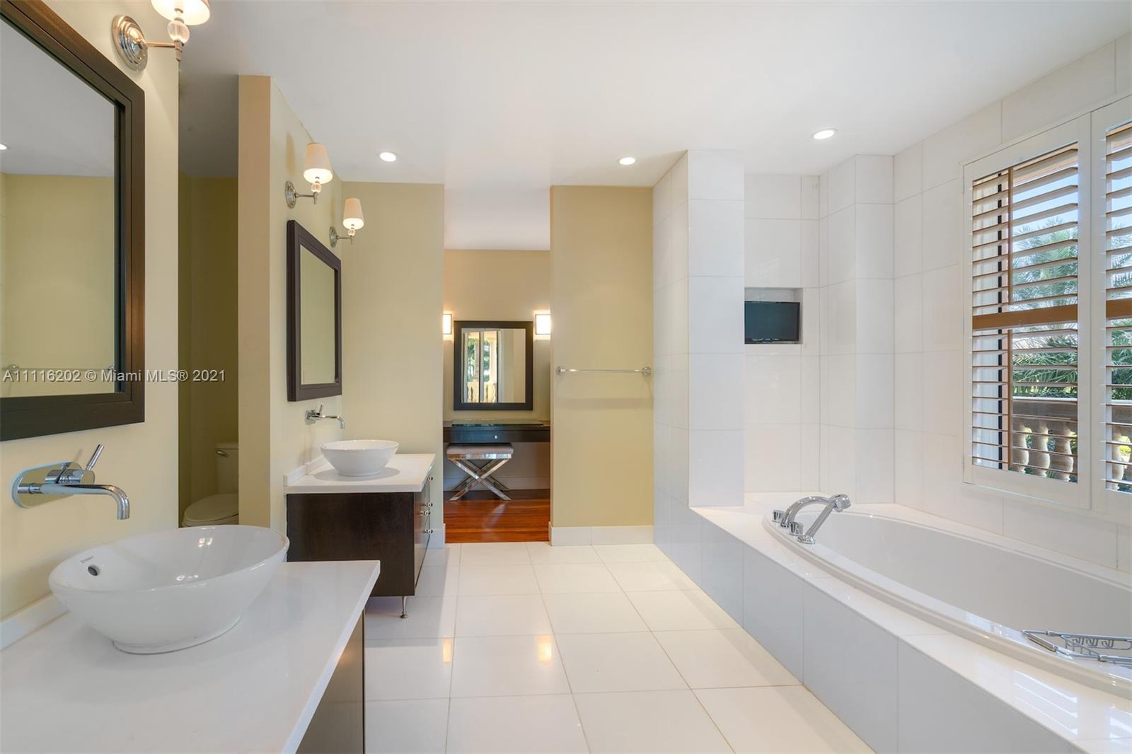 13621 Deering Bay Dr #104/204 Coral Gables, FL 33158