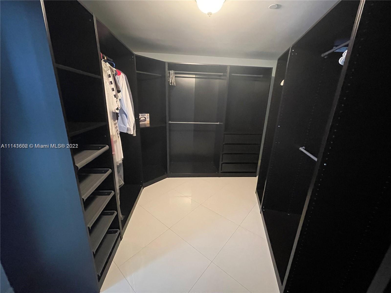 image Beach Club 311