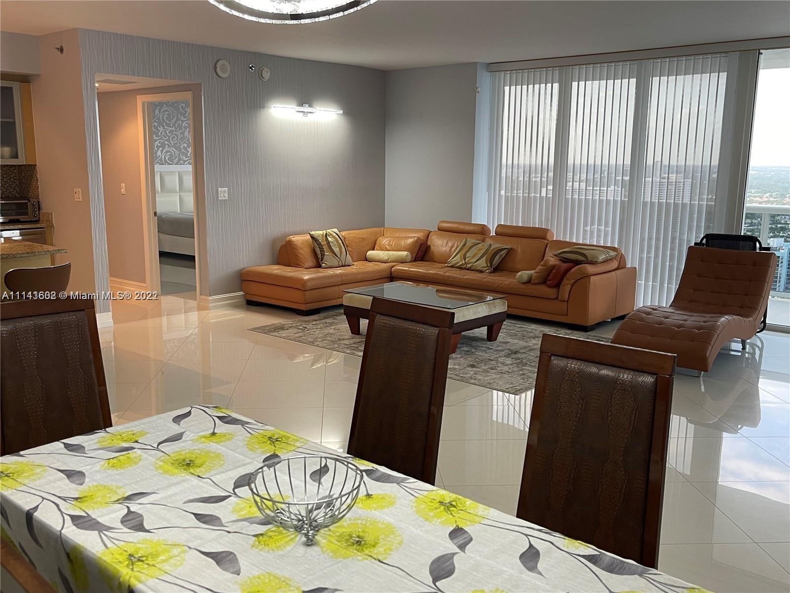 image Beach Club 313