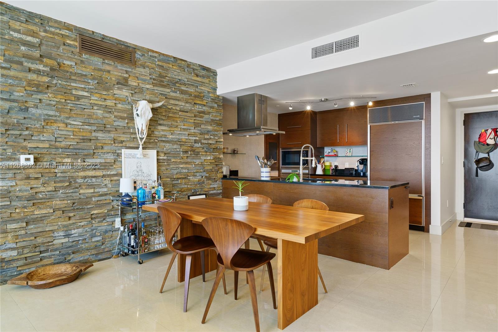 image Icon Brickell II10