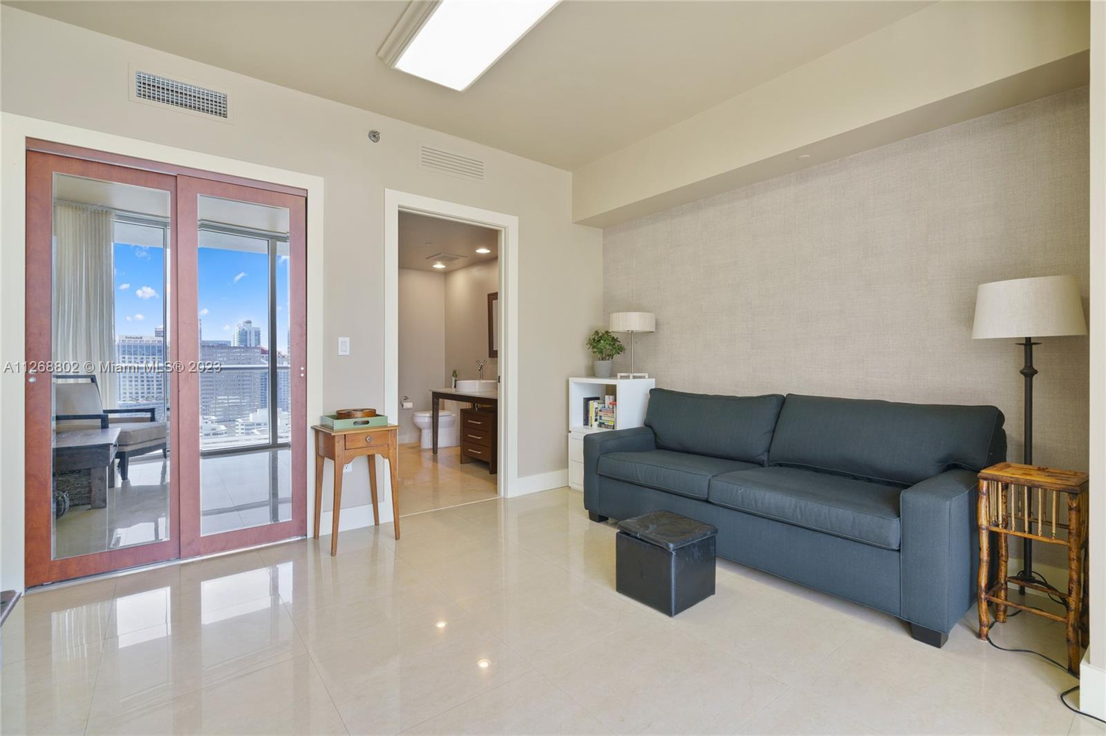 image Icon Brickell II15