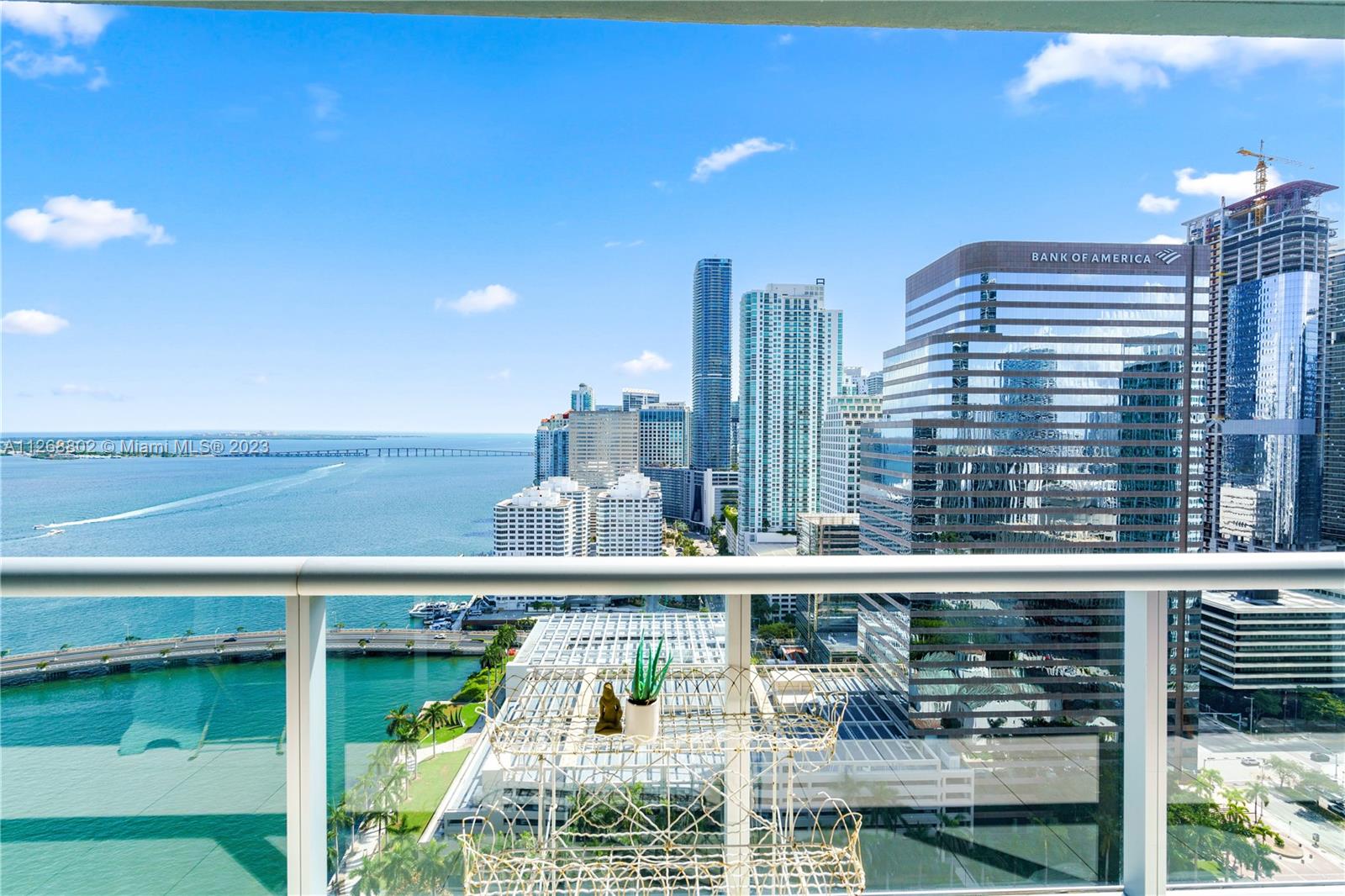 image Icon Brickell II26