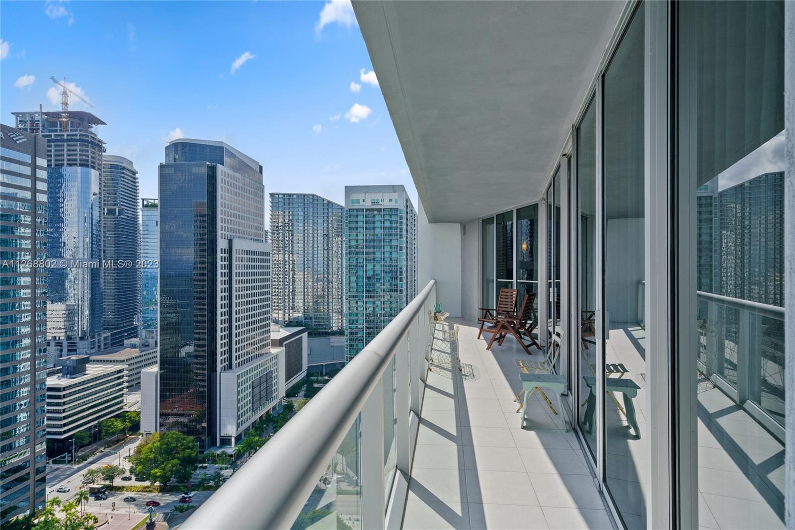 image Icon Brickell II27