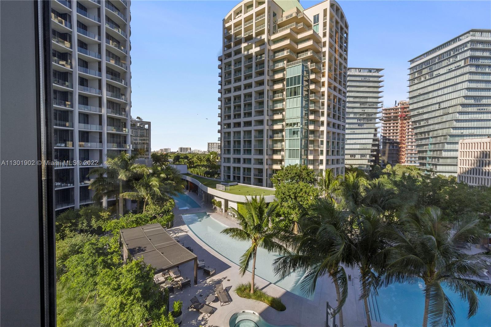 image ONE PARK GROVE28