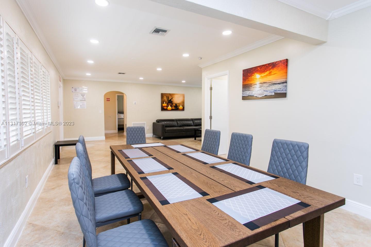 714 Harrison St Hollywood, FL 33019