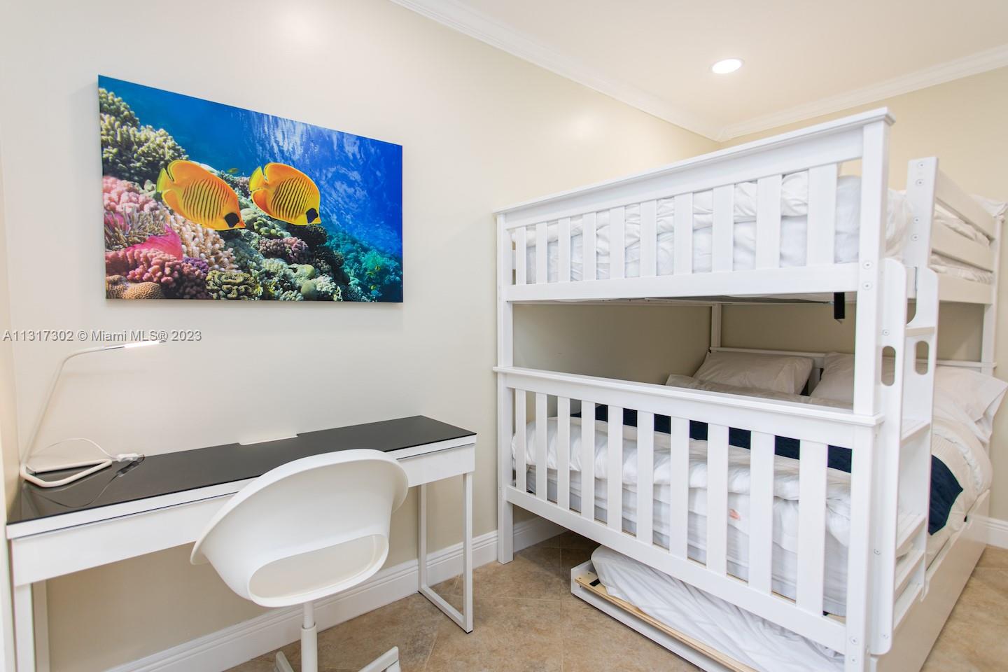 714 Harrison St Hollywood, FL 33019